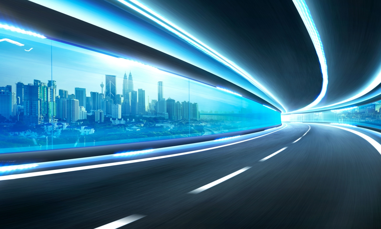 Ben Gjerland, daglig leder i NHO Elektro automasjon, er glad for veglova transformeres fra å handle om asfalt og betong til å bli et regelverk for den digitale veien. For våre medlemsbedrifter er dette bruksanvisningen for å få lov til å levere teknologi til det norske vegnettet. Da må vi sørge for at den faktisk er skrevet for fremtiden.